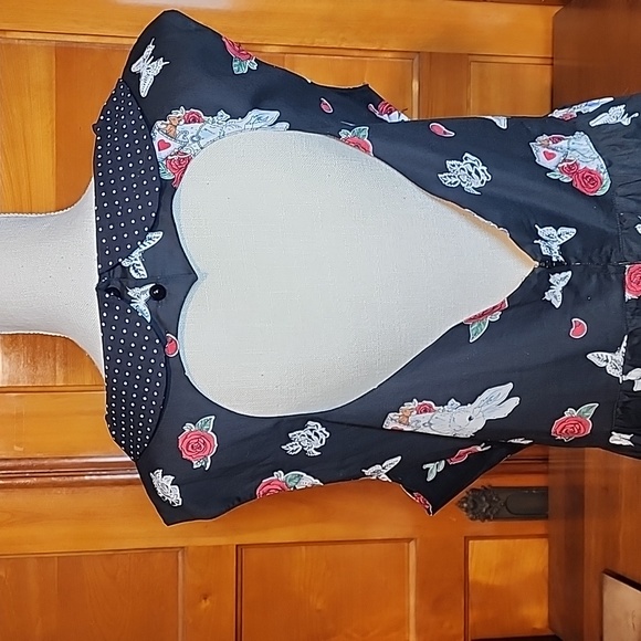 Hell Bunny *RARE* Drink Me dress w heart shaped back cutout - Picture 5 of 7